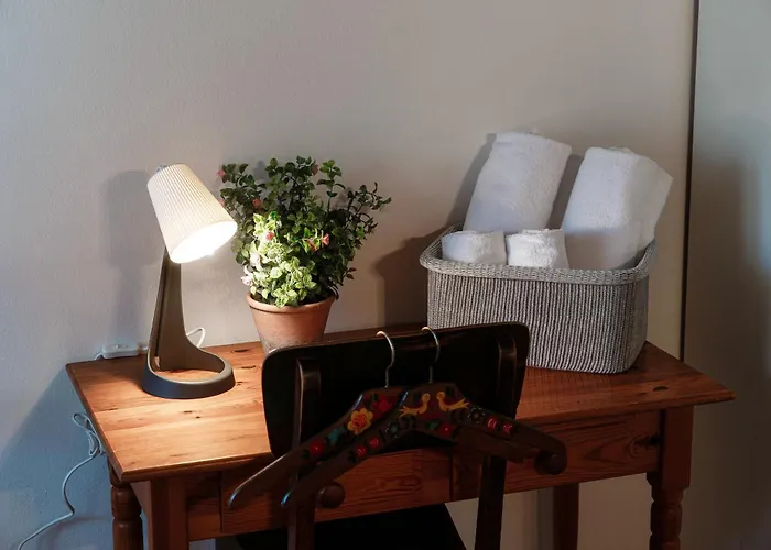 La Casetta Di Riva - Cozy Home In Lakeside Village